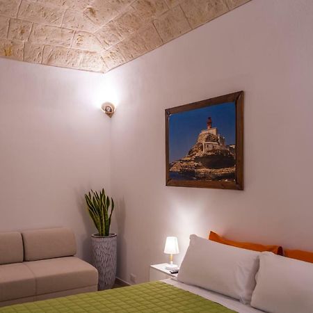 Melo Accommodations Apartment Abbrescia Бари Экстерьер фото
